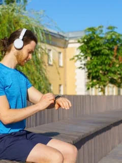 Buying Guide: Selecting the Best Smartwatch for Fitness Tracking in 2025 - Cover Image