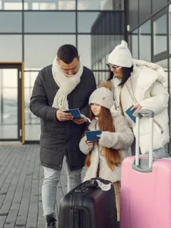 Maximize 2025 Credit Card Rewards for Holiday Travel: A Buying Guide - Cover Image