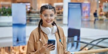 Maximize Credit Card Rewards for 2025 Holiday Travel - Cover Image